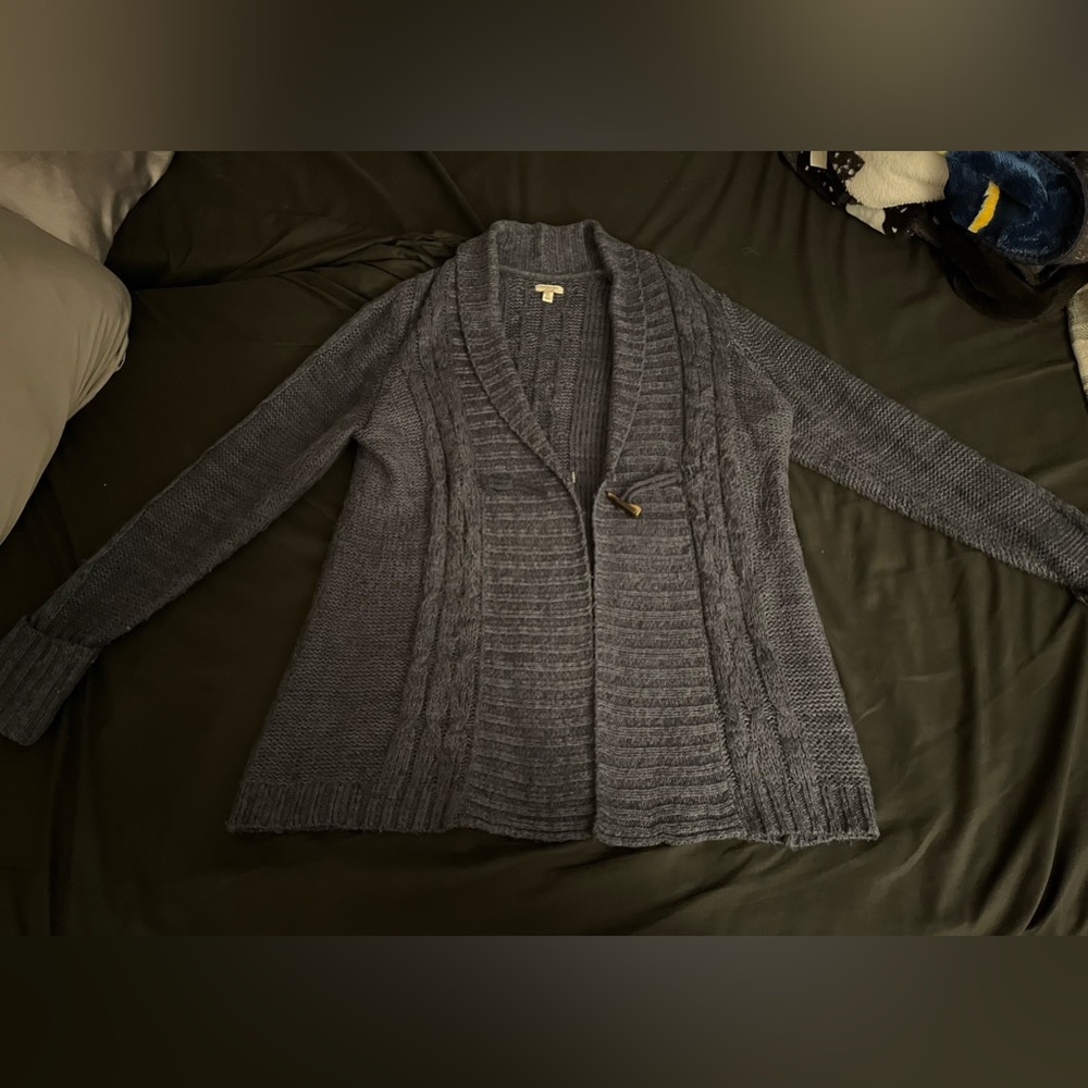 Women’s Sonoma toggle closure denim blue color sweater in size xl